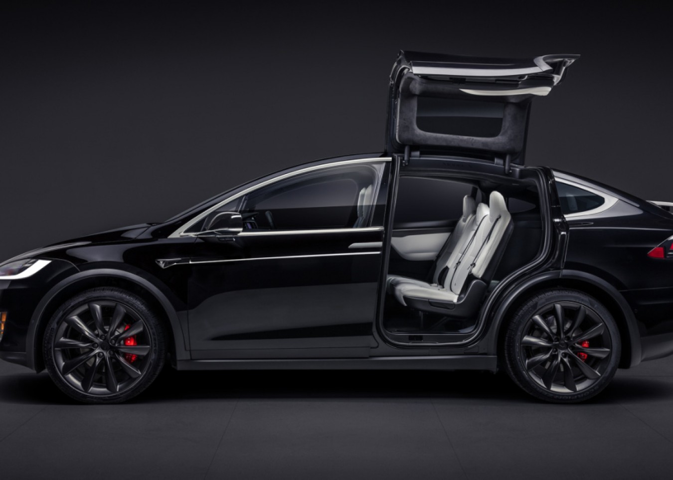 Электрокар Tesla model x